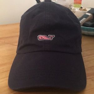 Navy blue Vineyard Vines baseball hat